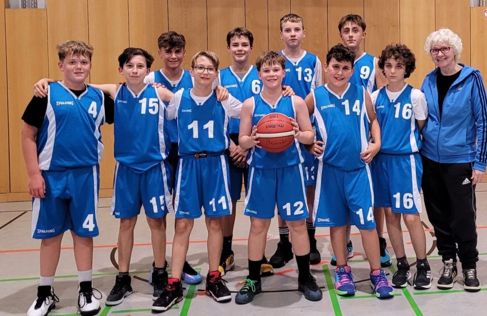 Gruppenfoto der Basketball-Jugend U14-2 offen der Brander Baskets vom Brander TV Aachen.